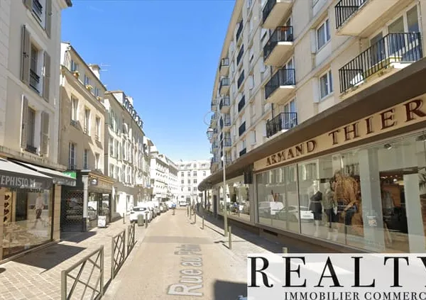 Boutique 151 m²