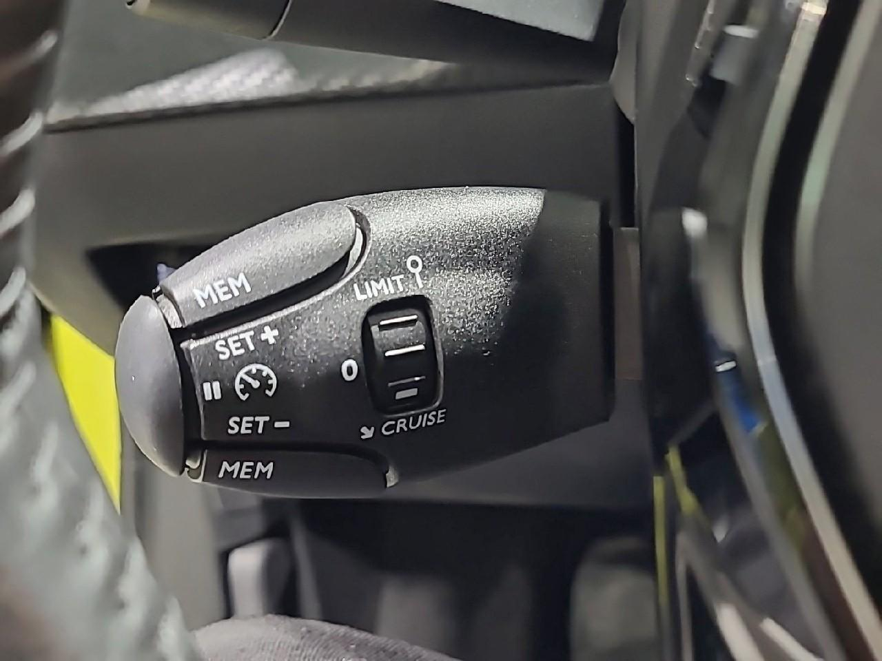 Peugeot 208 puretech 75 s&s bvm5 active — photo 21