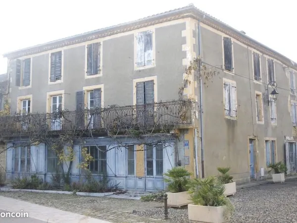 Maison 8 pièces 145 m²