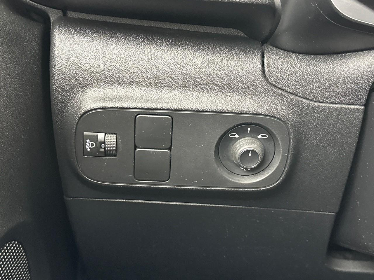 Citroën C3 bluehdi 100 bvm6 you — photo 16