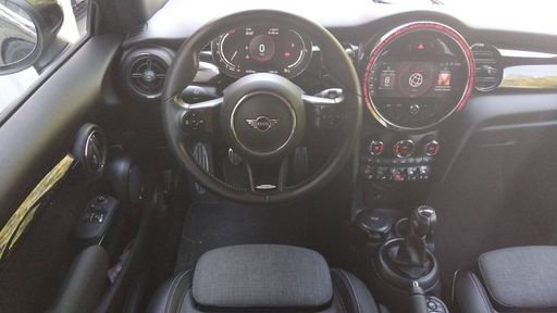 Mini Mini 1.5 Cooper 136 - John Cooper Works – 2021 – 62280 km – Essence – Boîte Manuelle — photo 9