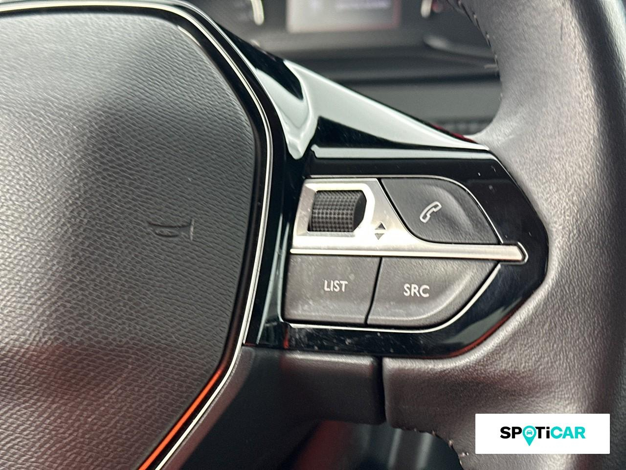 Peugeot 2008 1.2 puretech 130ch s&s allure — photo 18