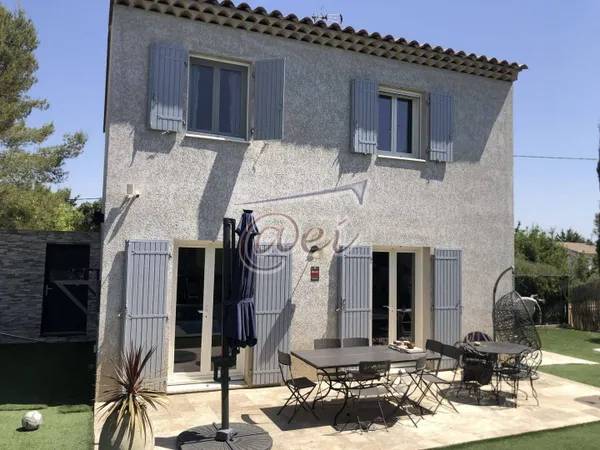 Villa 6 pièces 115 m²