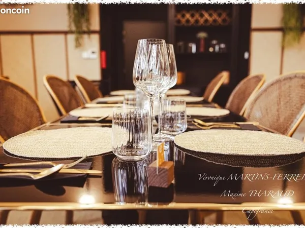 Fonds de commerce bar 150 m²