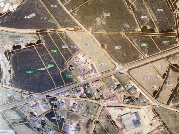 Terrain 10000 m²