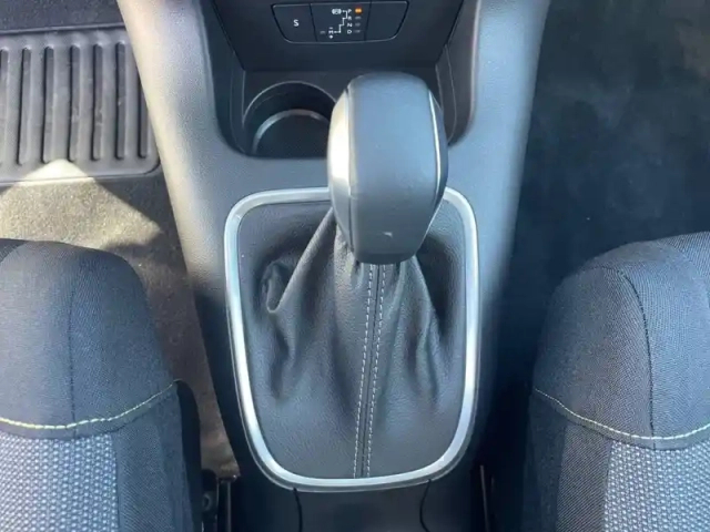 Citroën C3 puretech 110 s&amp;s eat6 — photo 21