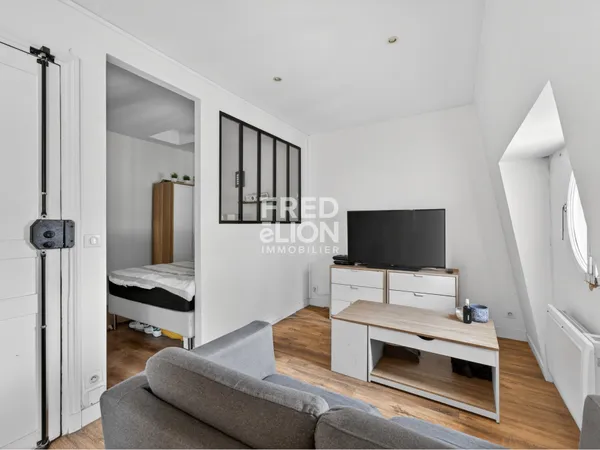 Vends appartement - 2 pièces - entre Rue de la Pompe et Henri-Martin