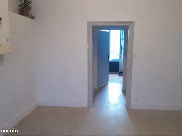 Appartement meublé proche iut