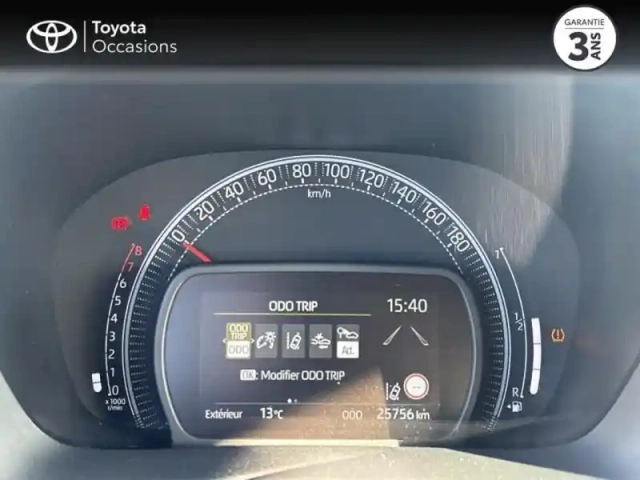 Toyota Aygo X 1.0 vvt-i 72ch dynamic my23 — photo 14