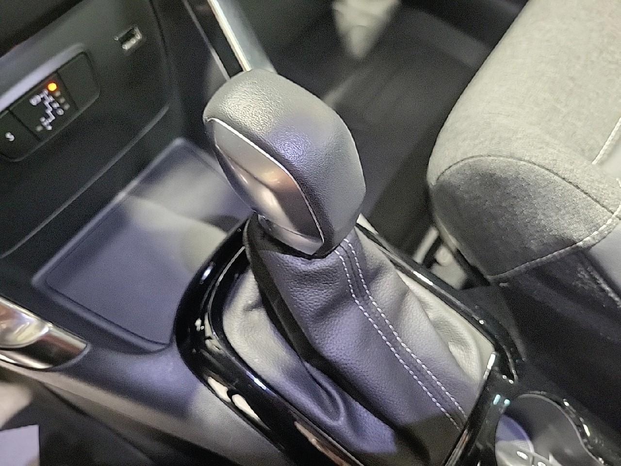 Citroën C3 Aircross puretech 130 s&s eat6 shine pack — photo 17