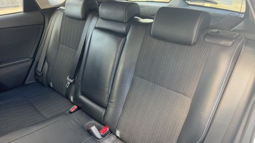 Toyota Auris 2.0 D-4D 124 - Edition Style – 2013 – 144007 km – Diesel – Boîte Manuelle — photo 20