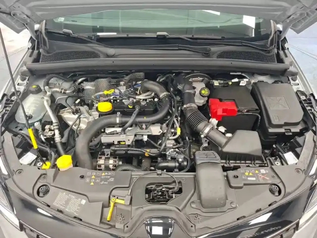 Renault Clio tce 90 ch gsr2 — photo 13