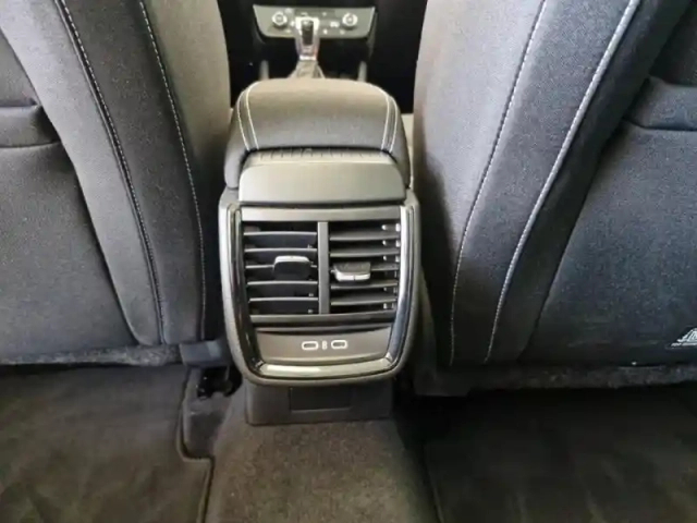 Skoda Kamiq 1.0 tsi evo 110ch monte-carlo dsg7 — photo 11