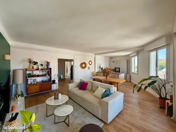 Appartement t3 85 m² terrasse parking centre ville