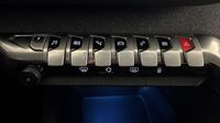 Peugeot 3008 HYBRID 225ch Active Pack e-EAT8 — photo 26