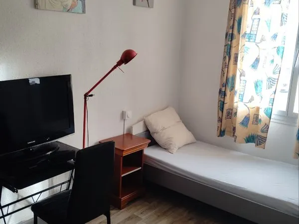 Chambre colocation privé dans appartement
