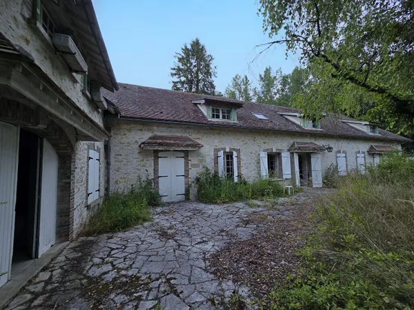 Maison 8 pièces 216 m²