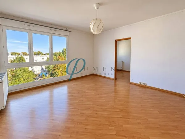Appartement 4 pièces 79 m²