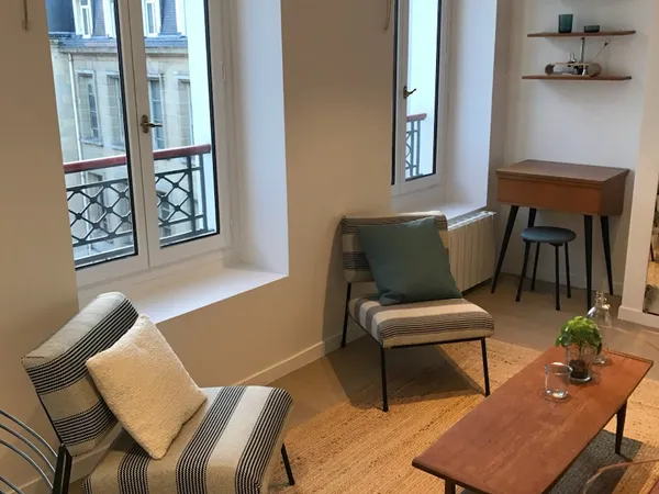 Loue appartement de charme rénové sans vis-à-vis