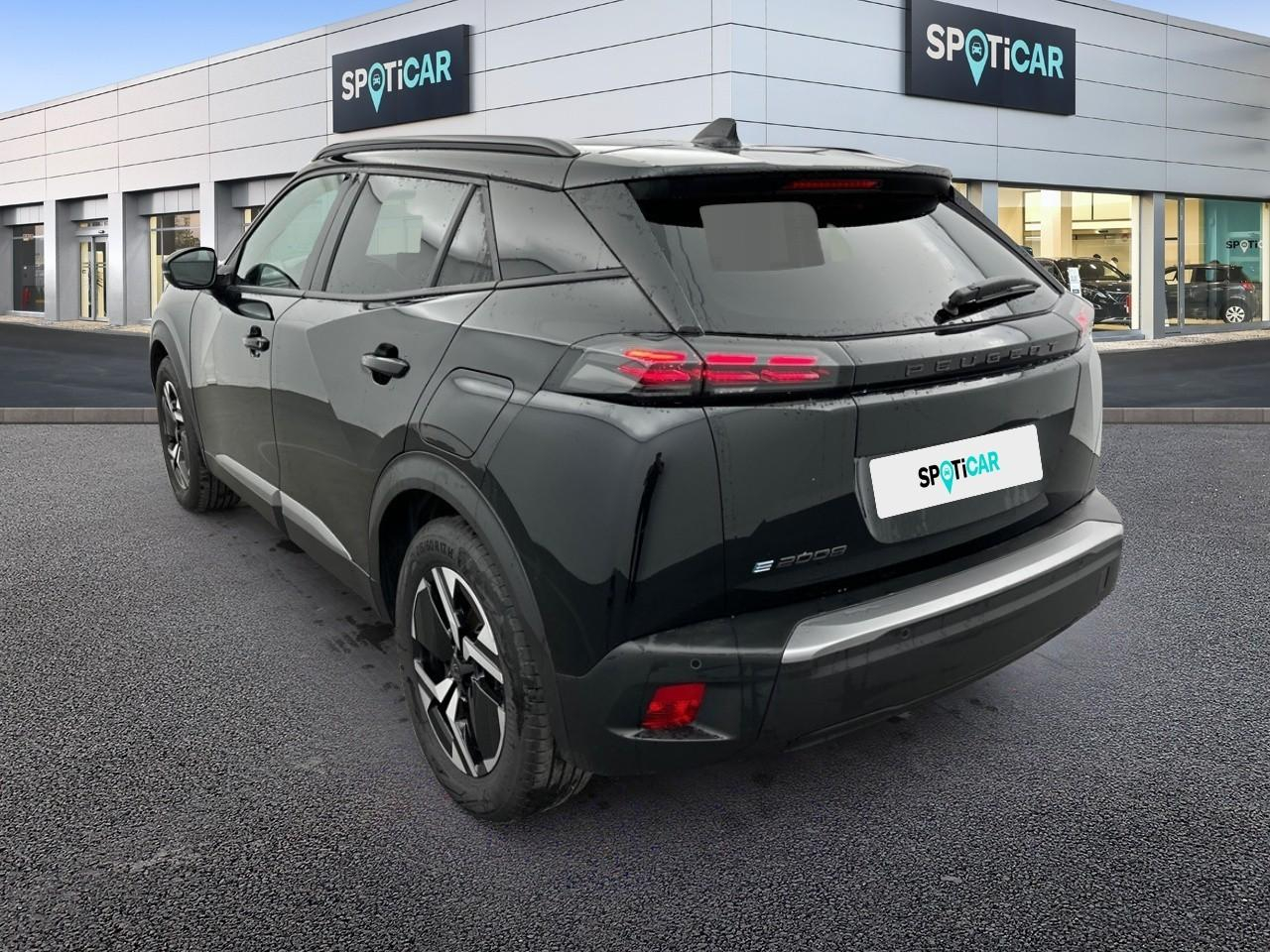 Peugeot 2008 electrique 54 kwh 156 ch allure — photo 7