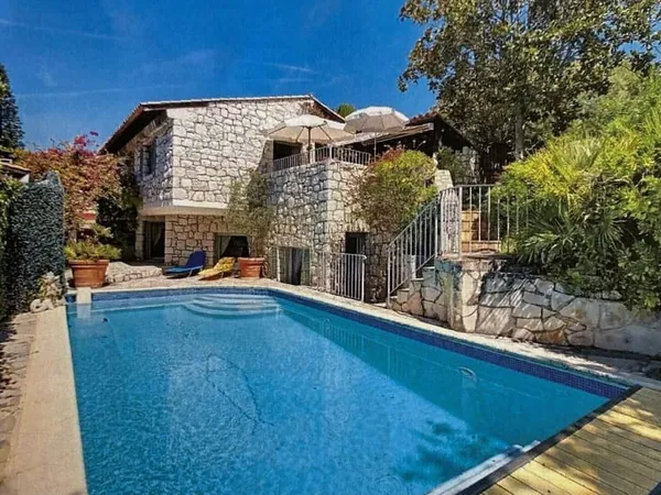 Villa 5 pièces 129 m²