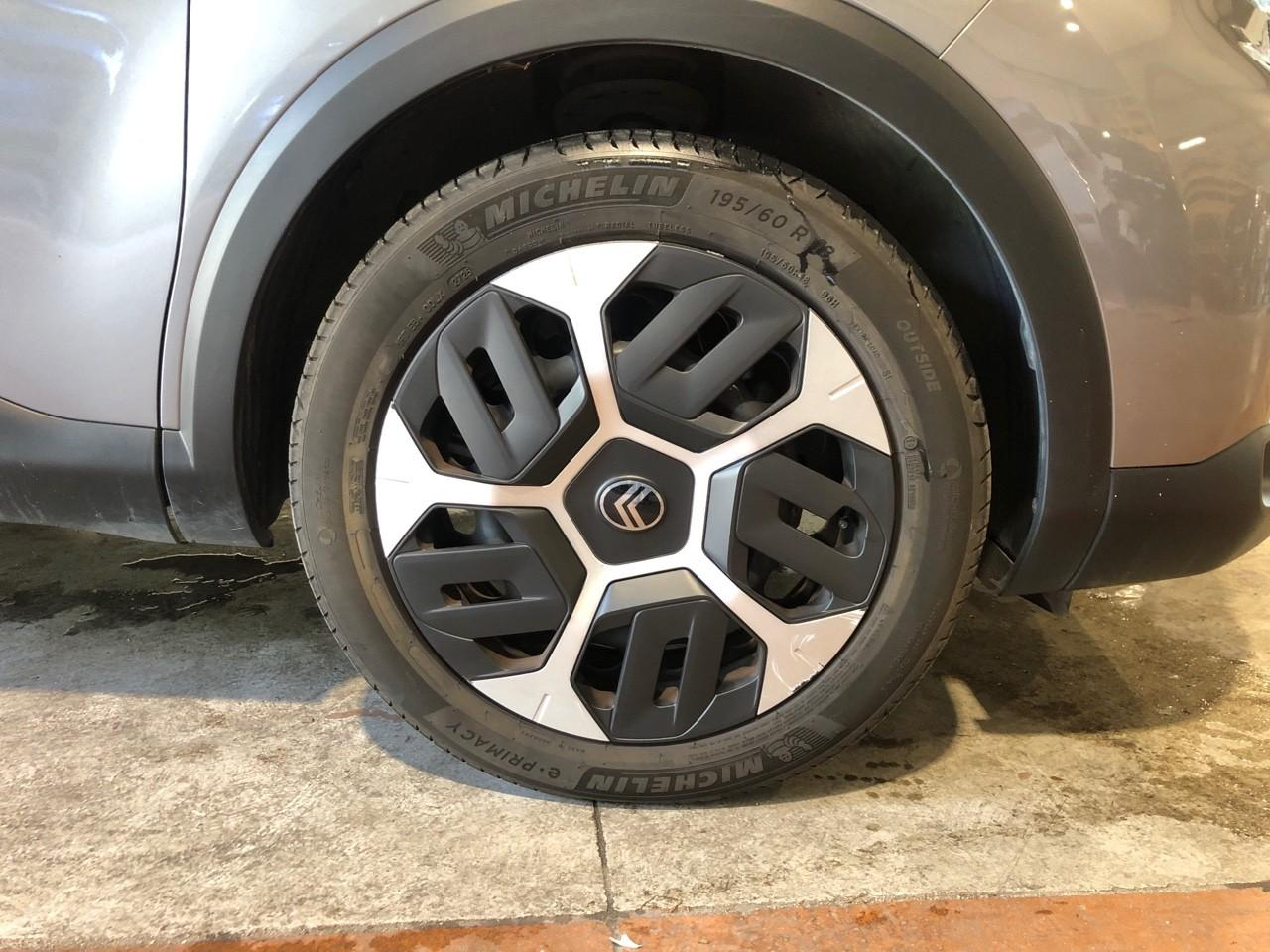 Citroën C4 hybride 136 e-dcs6 plus — photo 11