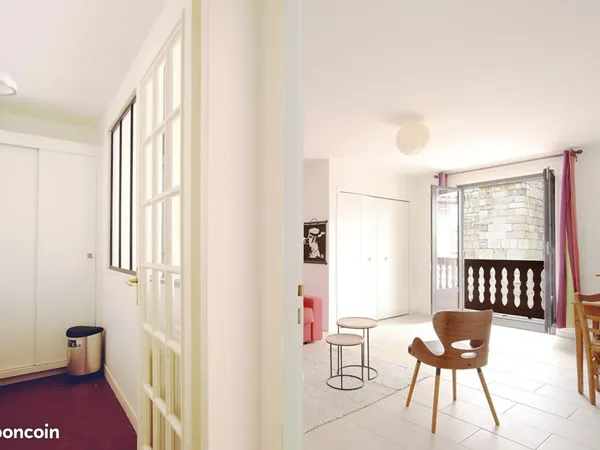 Studio 1 pièce 32 m²