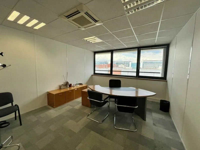 Photo 12