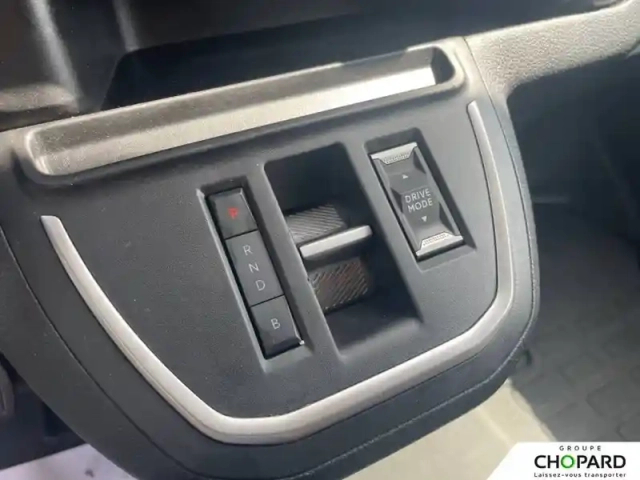 Peugeot Expert fgn tole m electrique 50kwh 136ch — photo 31