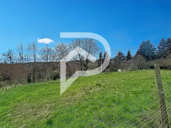 Terrain constructible 750 m²