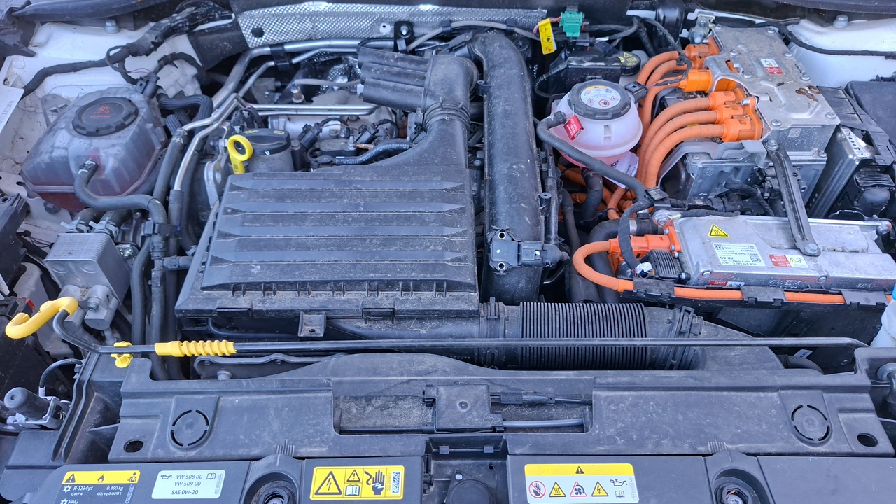 Cupra Formentor 1.4 e-HYBRID 204 ch DSG6 — photo 15