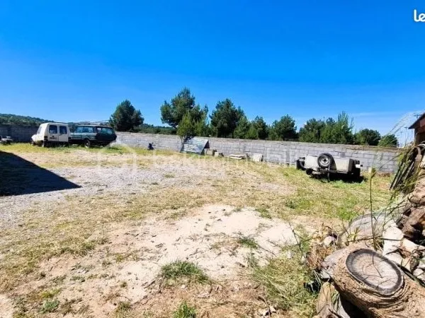 Parking 620 m² Port La Nouvelle