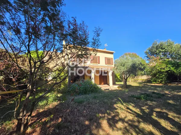 Charmante maison 6 pièces à vendre à Bagnols-sur-Cèze - 260 000 €