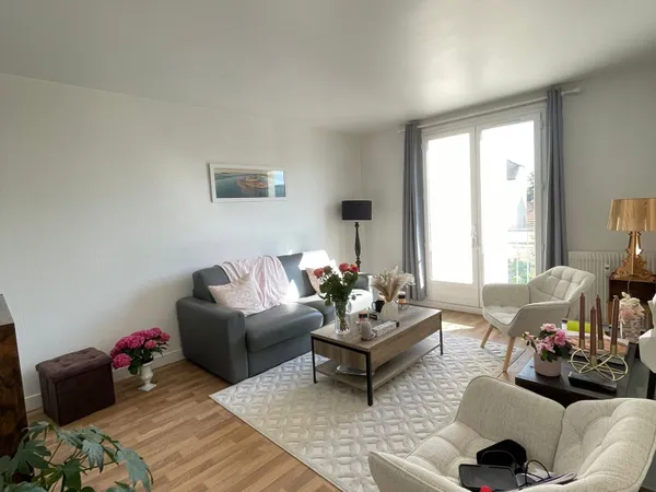 À vendre Lumineux T2 au coeur de Rambouillet