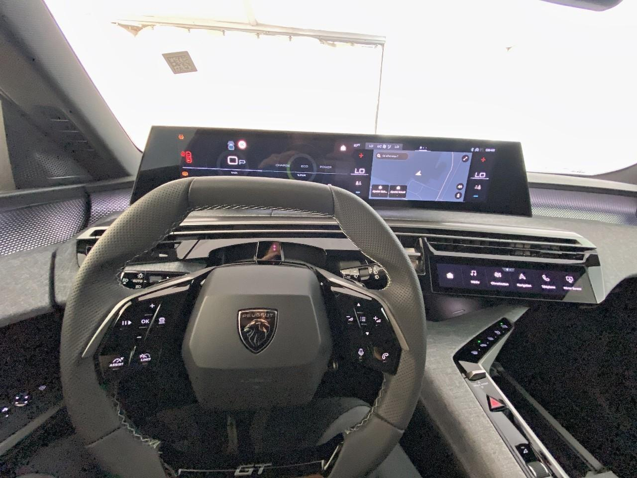 Peugeot 5008 hybrid 145 ch e-dcs6 gt — photo 12