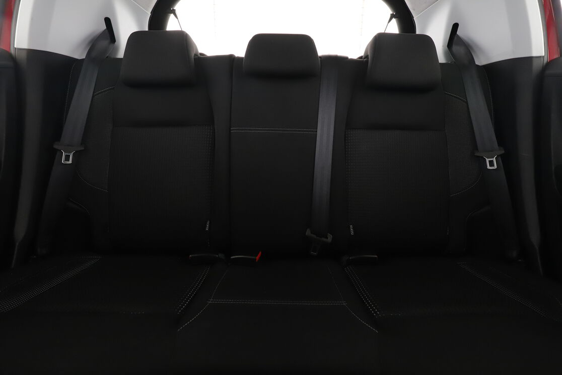 Peugeot 208 1.2 PureTech Allure — photo 14
