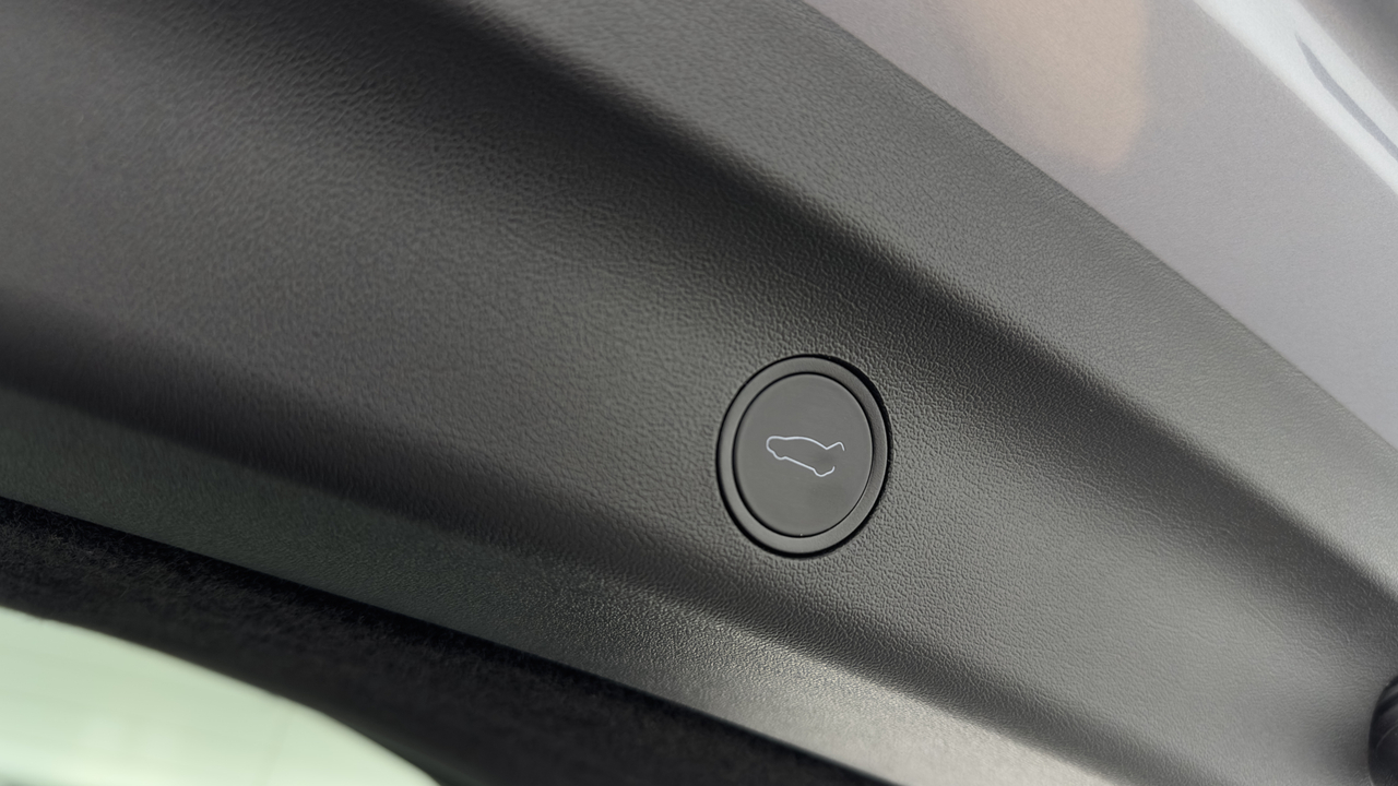Tesla MODEL Y Grande Autonomie Dual Motor AWD — photo 33