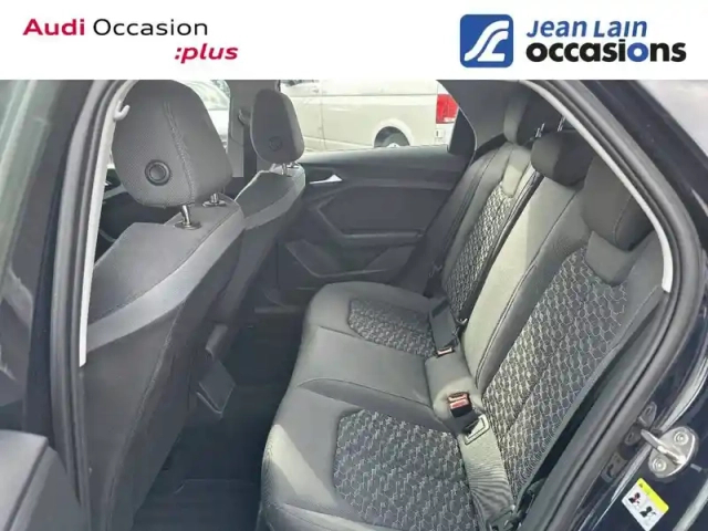 Audi A1 sportback 30 tfsi 110 ch s tronic 7 — photo 37