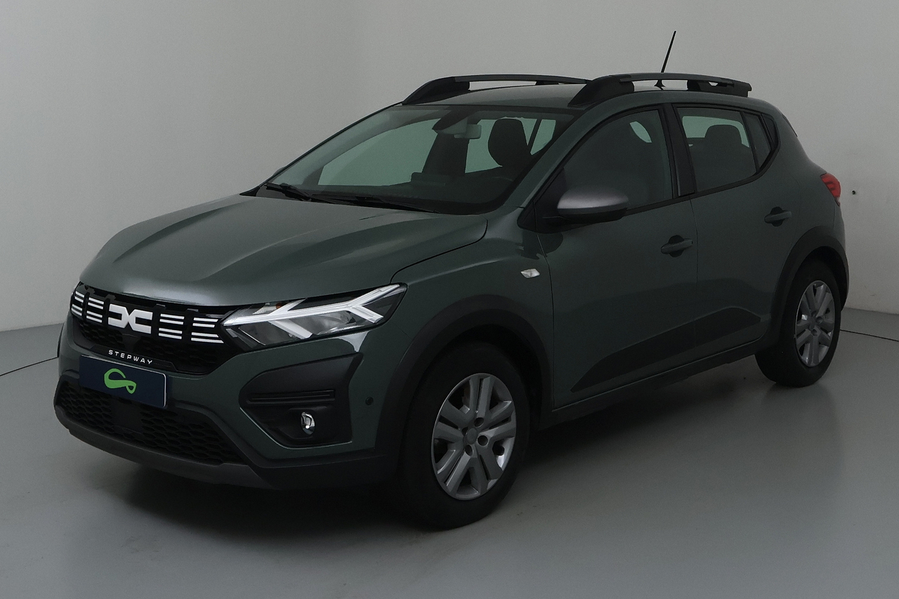 Dacia Sandero — photo 1