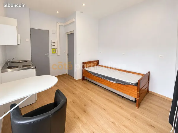 Studio 1 pièce 15 m²