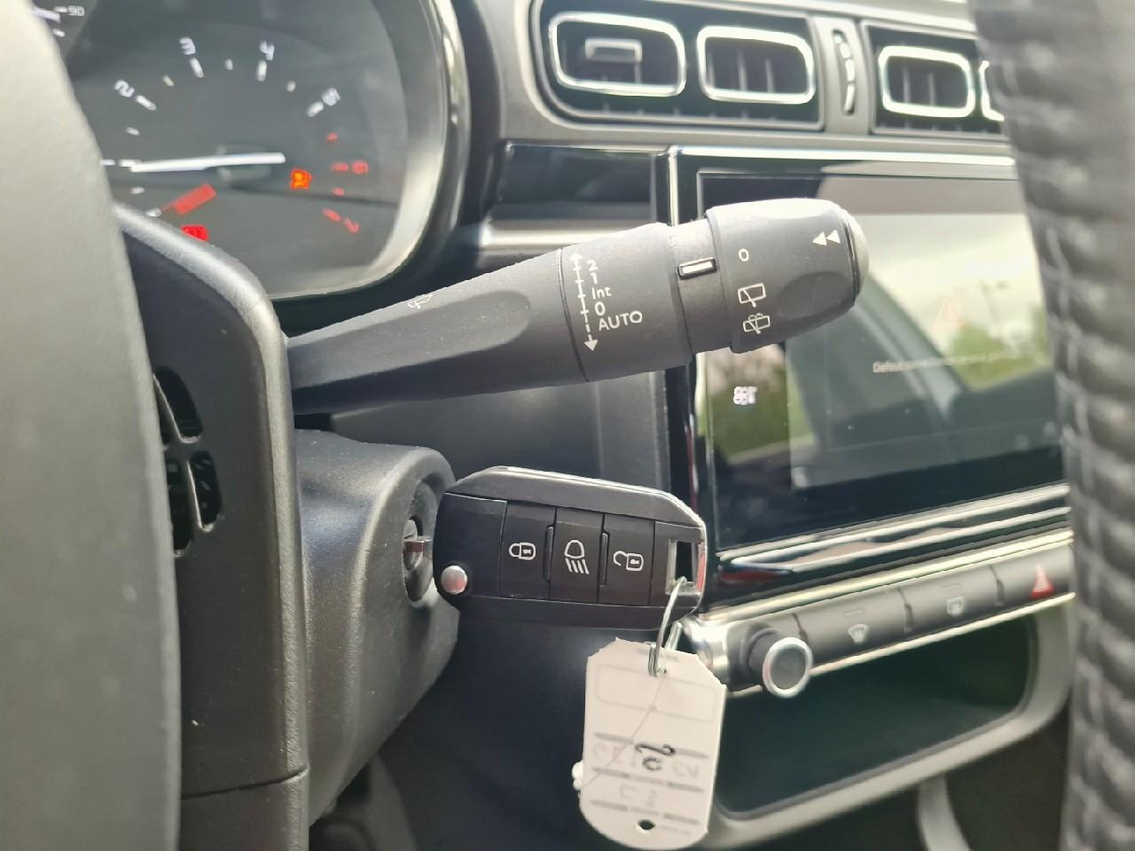 Citroën C3 1.2 puretech 83ch s&s shine — photo 17