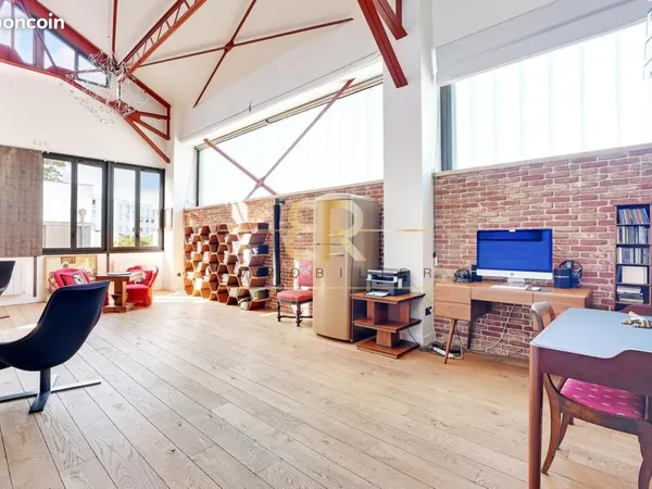 Loft 4 pièces 164 m²