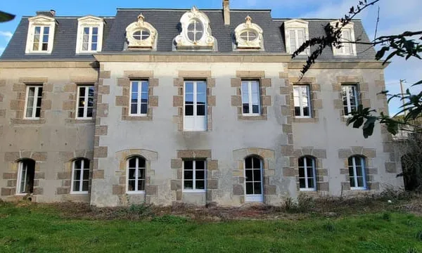 Maison 13 pièces 357 m²