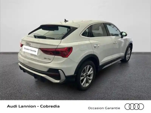 Audi Q3 sportback 35 tdi 150ch s line s tronic 7 — photo 2