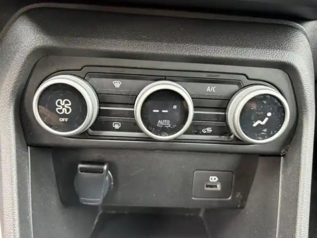Dacia Sandero stepway iii expression ego-g 100 -22 — photo 27