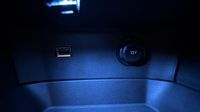 Peugeot 3008 1.2 PureTech 130ch S&S Allure Pack — photo 30