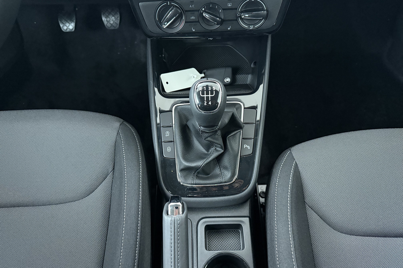 Skoda Fabia — photo 12