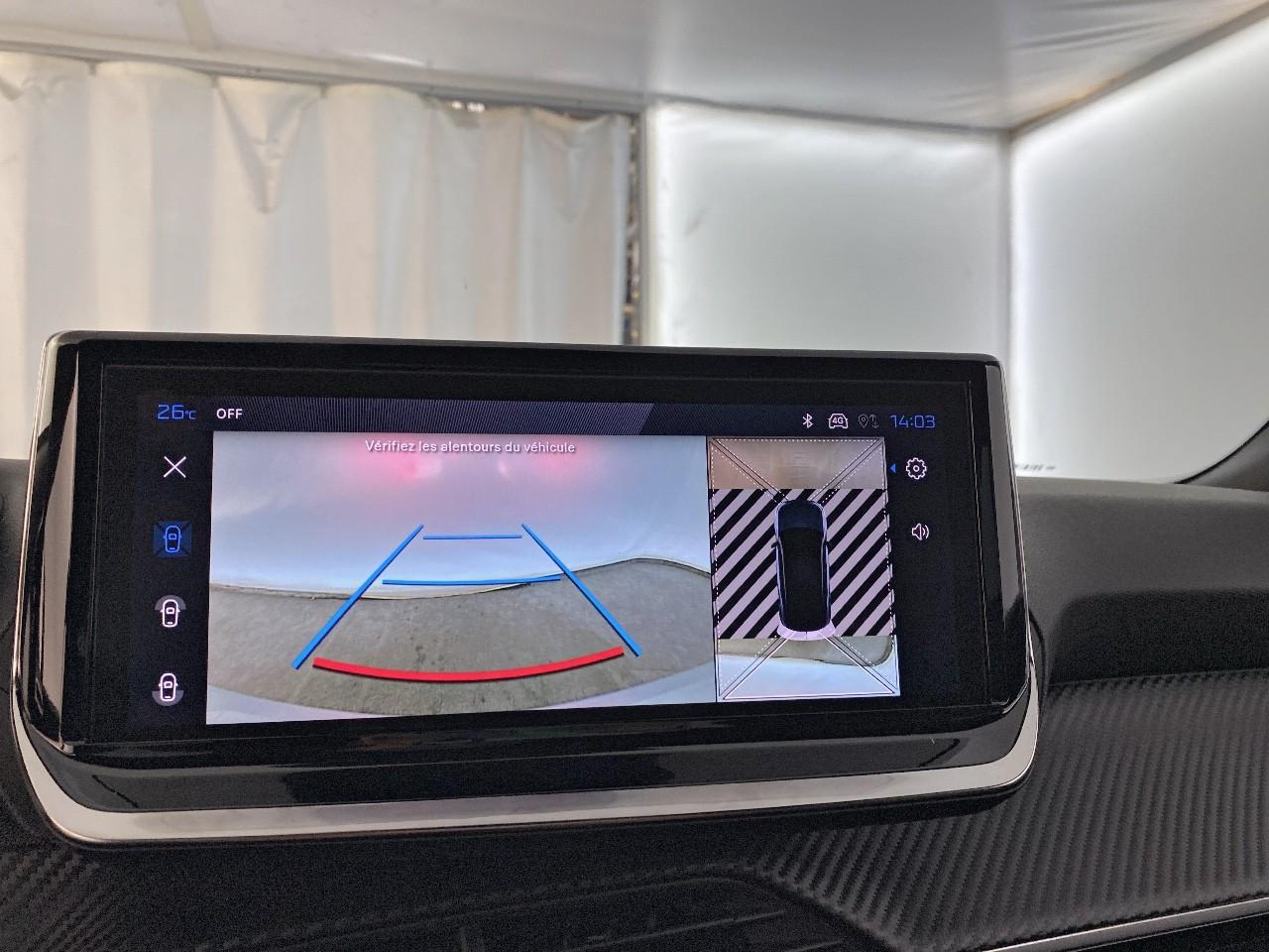 Peugeot 2008 hybrid 145 ch e-dcs6 allure — photo 17