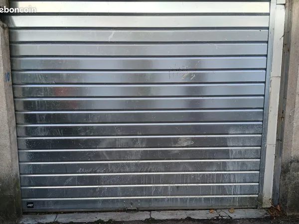 Garage Box fermé