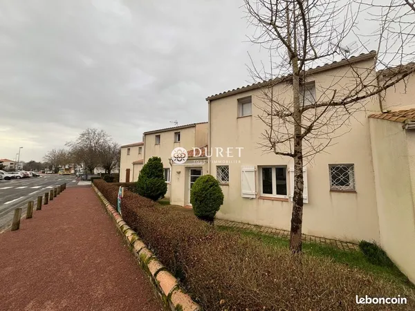 Bureaux 98 m² Challans